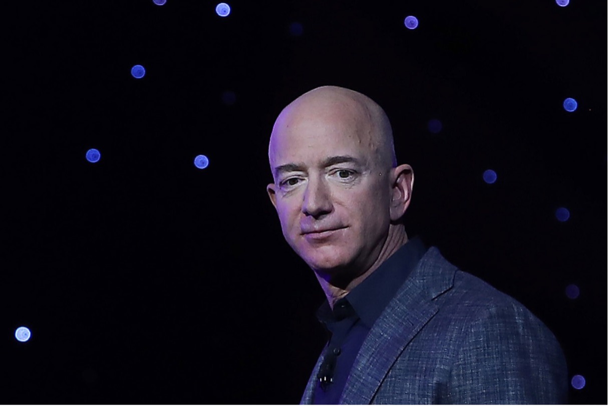 Blue Origin 的所有者傑夫·貝索斯 (Jeff Bezos) 在 2019 年 5 月 9 日在華盛頓特區華盛頓會議中心舉行的活動中介紹了一種名為 Blue Moon 的新登月艙。